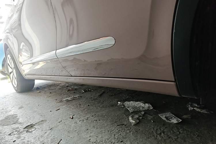 Used Wuling Bingo 2023 203km Comfort Edition Left Side Sill