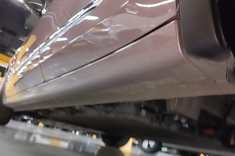 Used Wuling Bingo 2023 333 km Lingxi Connected Version Left Side Sill