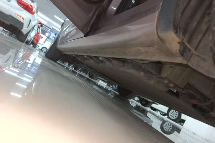 Used Wuling Bingo 2023 333 km Lingxi Connected Version Left Side Sill