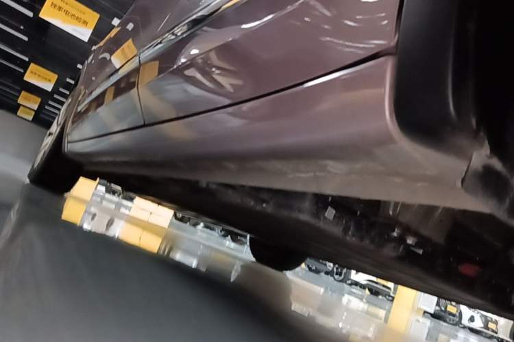 Used Wuling Bingo 2023 333 km Lingxi Connected Version Left Side Sill