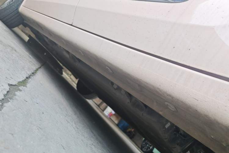 Used Wuling Bingo 2023 410 km Lingxi Deluxe Edition Left Side Sill