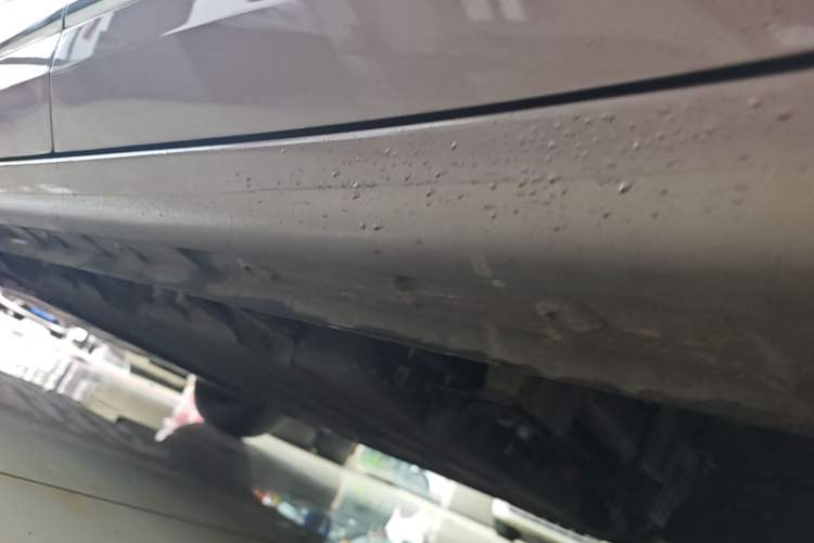 Used Wuling Bingo 2023 333 km Lingxi Connected Version Left Side Sill