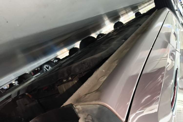 Used Wuling Bingo 2023 333 km Lingxi Connected Version Left Side Sill