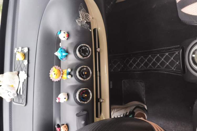Used Wuling Bingo 2023 203km Light Edition Audio And AC Panel