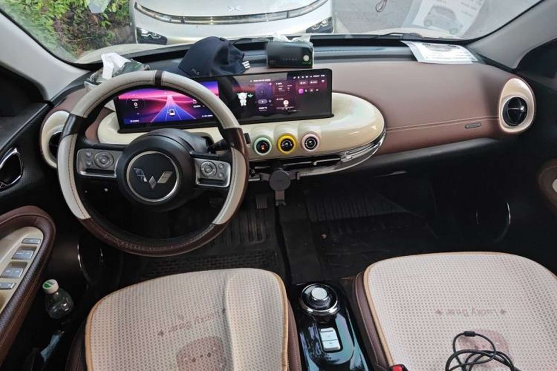 Used Wuling Bingo 2023 333 km Lingxi Connected+ Version Center Console