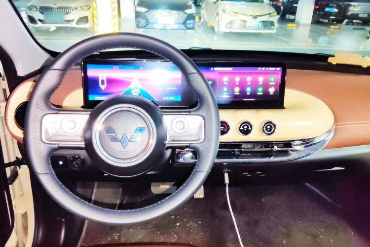 Used Wuling Bingo 2023 333 km Lingxi Connected+ Version Center Console