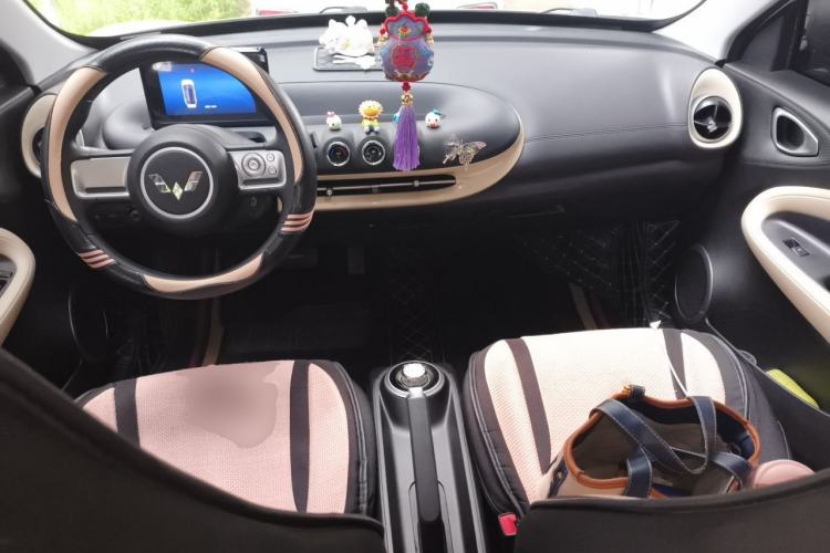 Used Wuling Bingo 2023 203km Light Edition Center Console