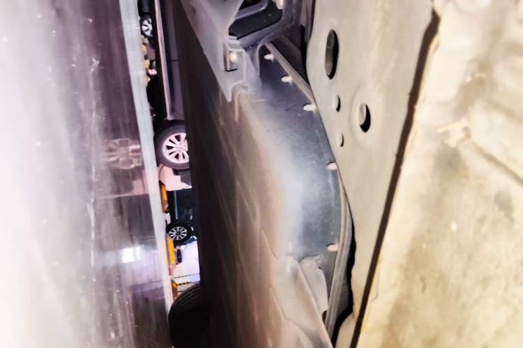 Used Wuling Bingo 2023 333 km Lingxi Connected+ Version Chassis Front Left