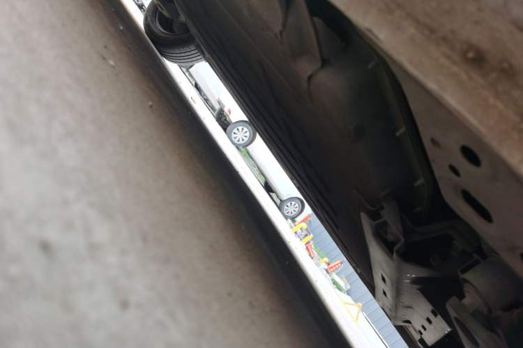 Used Wuling Bingo 2023 410 km Lingxi Deluxe Edition Chassis Front Right