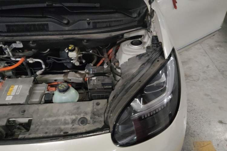 Used Wuling Bingo 2023 333 km Enjoyment Version Engine Bay Left