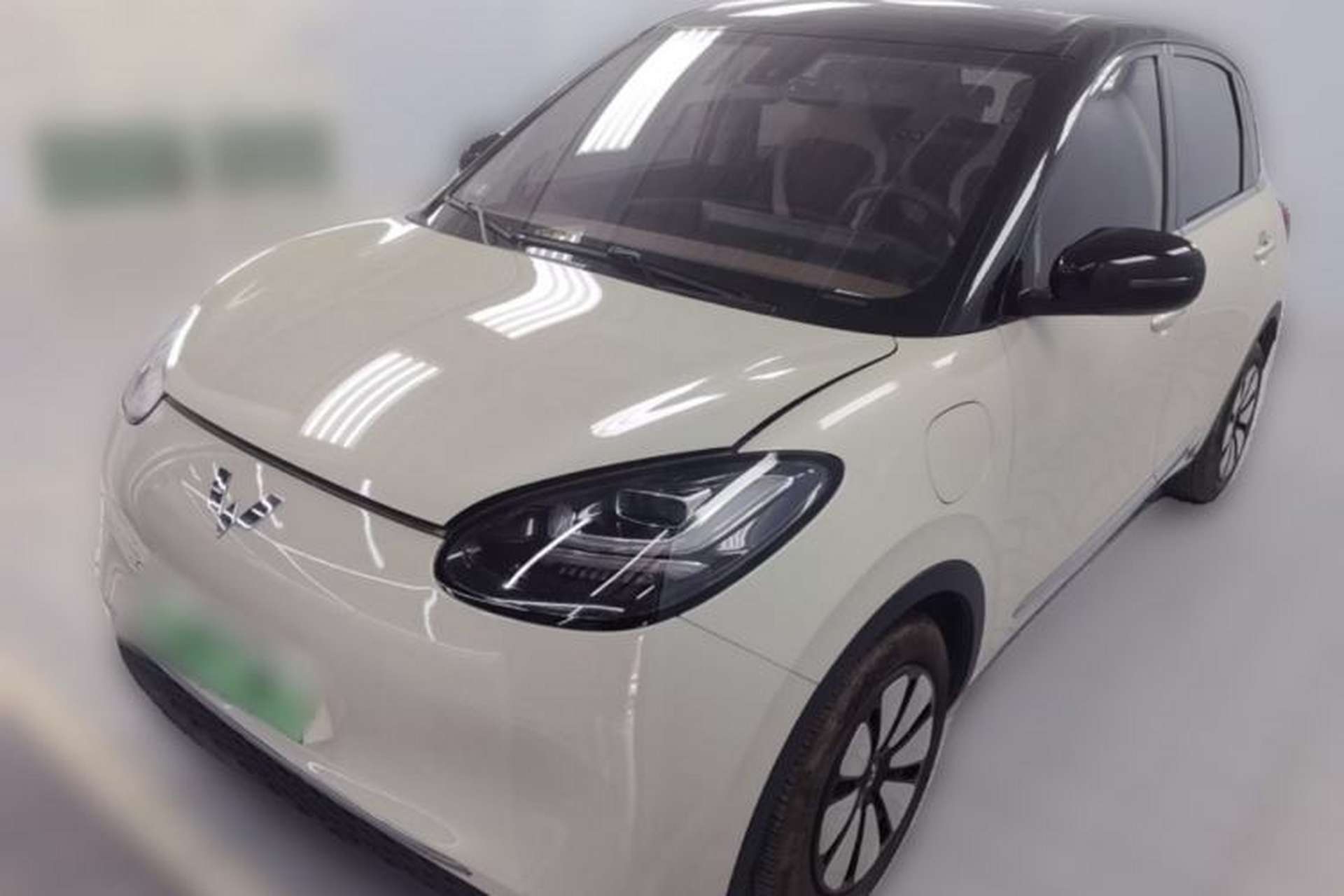 Used Wuling Bingo 2023 333km Enjoy+ Version Front Left 45 Deg