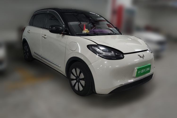 Used Wuling Bingo 2023 333 km Enjoyment Version Front Right 45 Deg