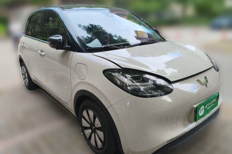 Used Wuling Bingo 2023 333 km Enjoyment Version Front Right 45 Deg