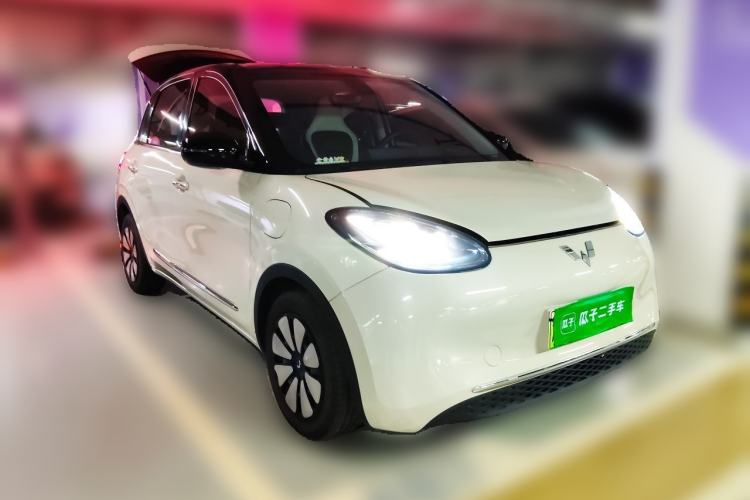 Used Wuling Bingo 2023 333 km Lingxi Connected+ Version Front Right 45 Deg