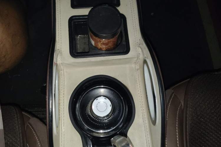 Used Wuling Bingo 2023 333 km Enjoyment Version Gear Lever