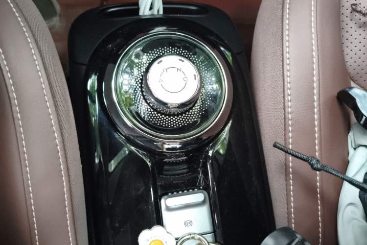 Used Wuling Bingo 2023 333 km Enjoyment Version Gear Lever