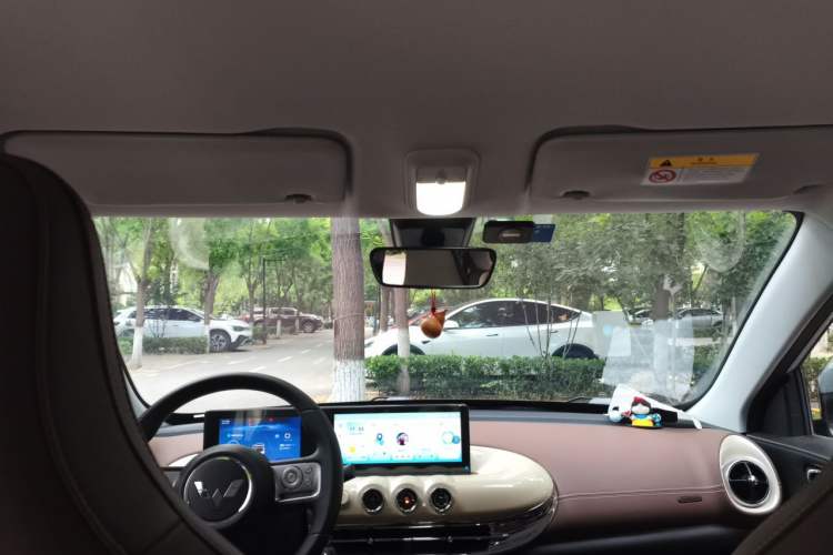 Used Wuling Bingo 2023 333 km Enjoyment Version Headliner