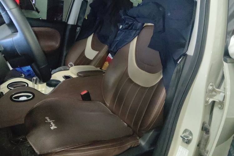 Used Wuling Bingo 2023 333 km Enjoyment Version Left Front Seat