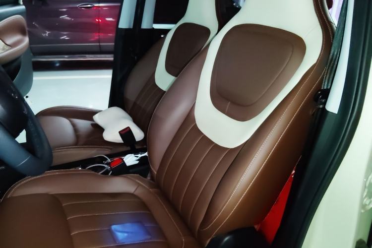 Used Wuling Bingo 2023 333 km Lingxi Connected+ Version Left Front Seat
