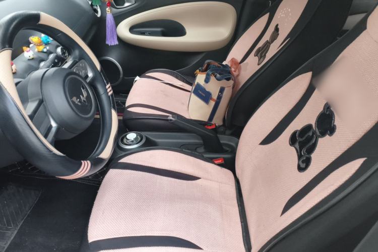 Used Wuling Bingo 2023 203km Light Edition Left Front Seat
