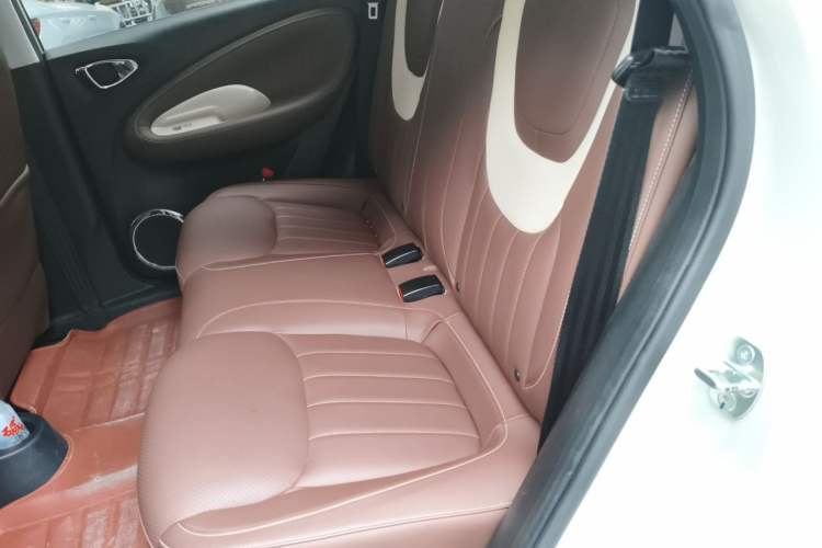 Used Wuling Bingo 2023 333 km Enjoyment Version Left Rear Seat