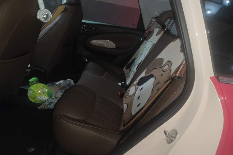 Used Wuling Bingo 2023 410 km Lingxi Deluxe Edition Left Rear Seat