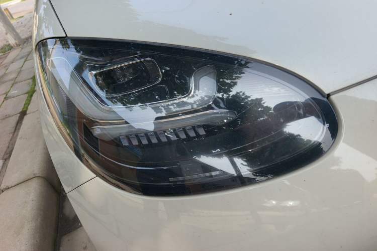 Used Wuling Bingo 2023 203km Comfort Edition Right Front Headlight