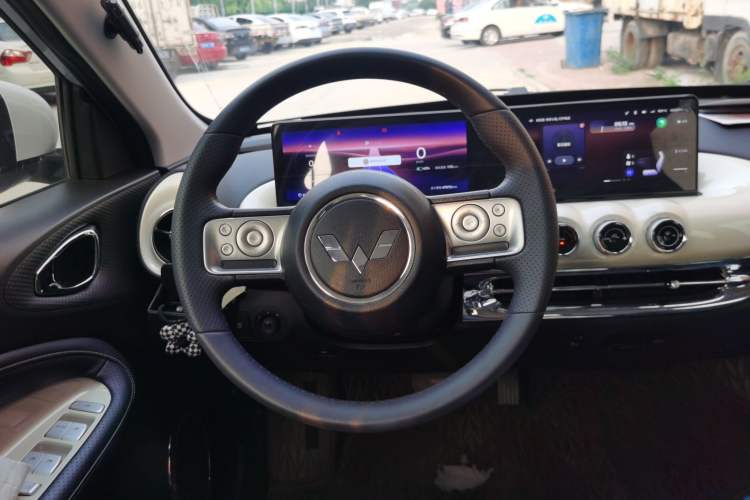 Used Wuling Bingo 2023 410 km Lingxi Deluxe Edition Steering Wheel