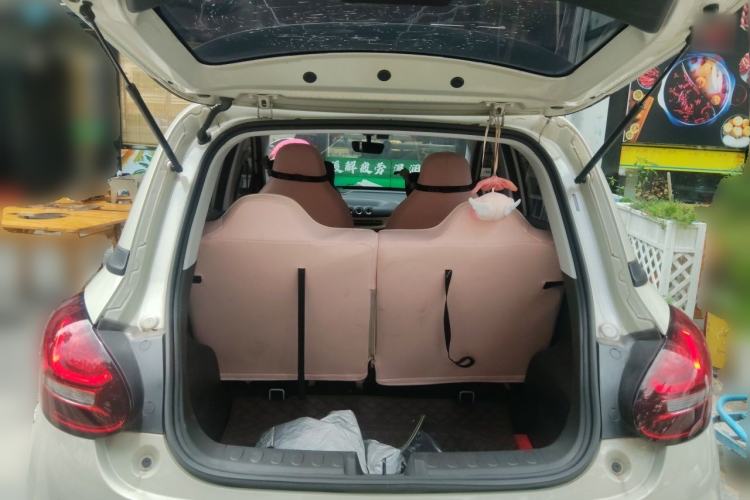 Used Wuling Bingo 2023 203km Light Edition Trunk