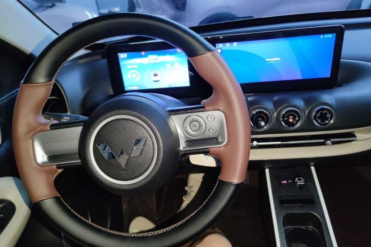 Used Wuling Bingo 2023 203km Light Edition Center Console
