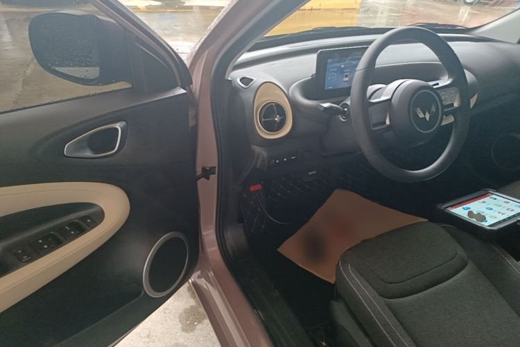 Used Wuling Bingo 2023 203km Light Edition Driver Seat