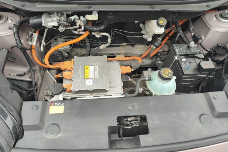 Used Wuling Bingo 2023 333 km Enjoyment Version Engine Bay