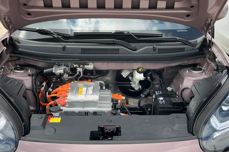 Used Wuling Bingo 2023 203km Light Edition Engine Bay
