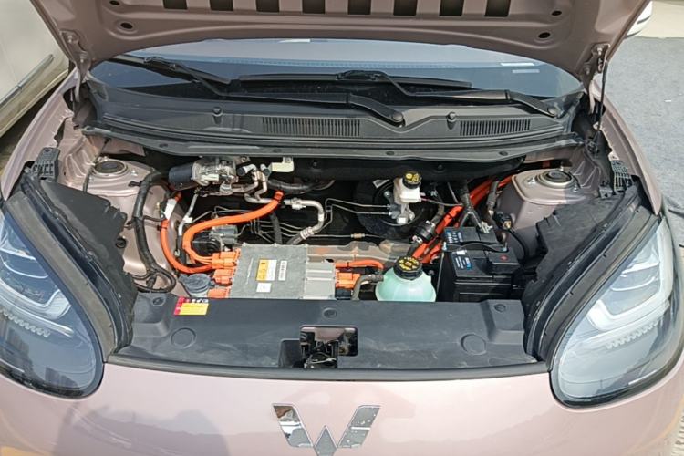 Used Wuling Bingo 2023 333 km Lingxi Connected Version Engine Bay