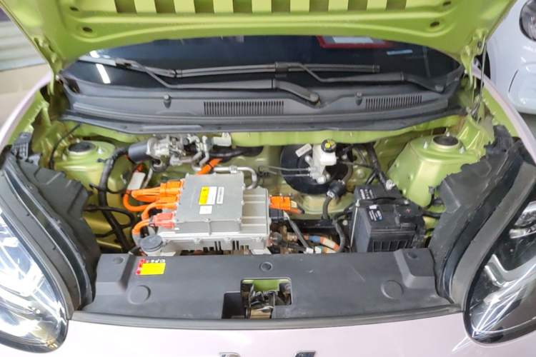Used Wuling Bingo 2023 203km Light Edition Engine Bay
