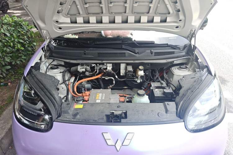 Used Wuling Bingo 2023 333 km Enjoyment Version Engine Bay