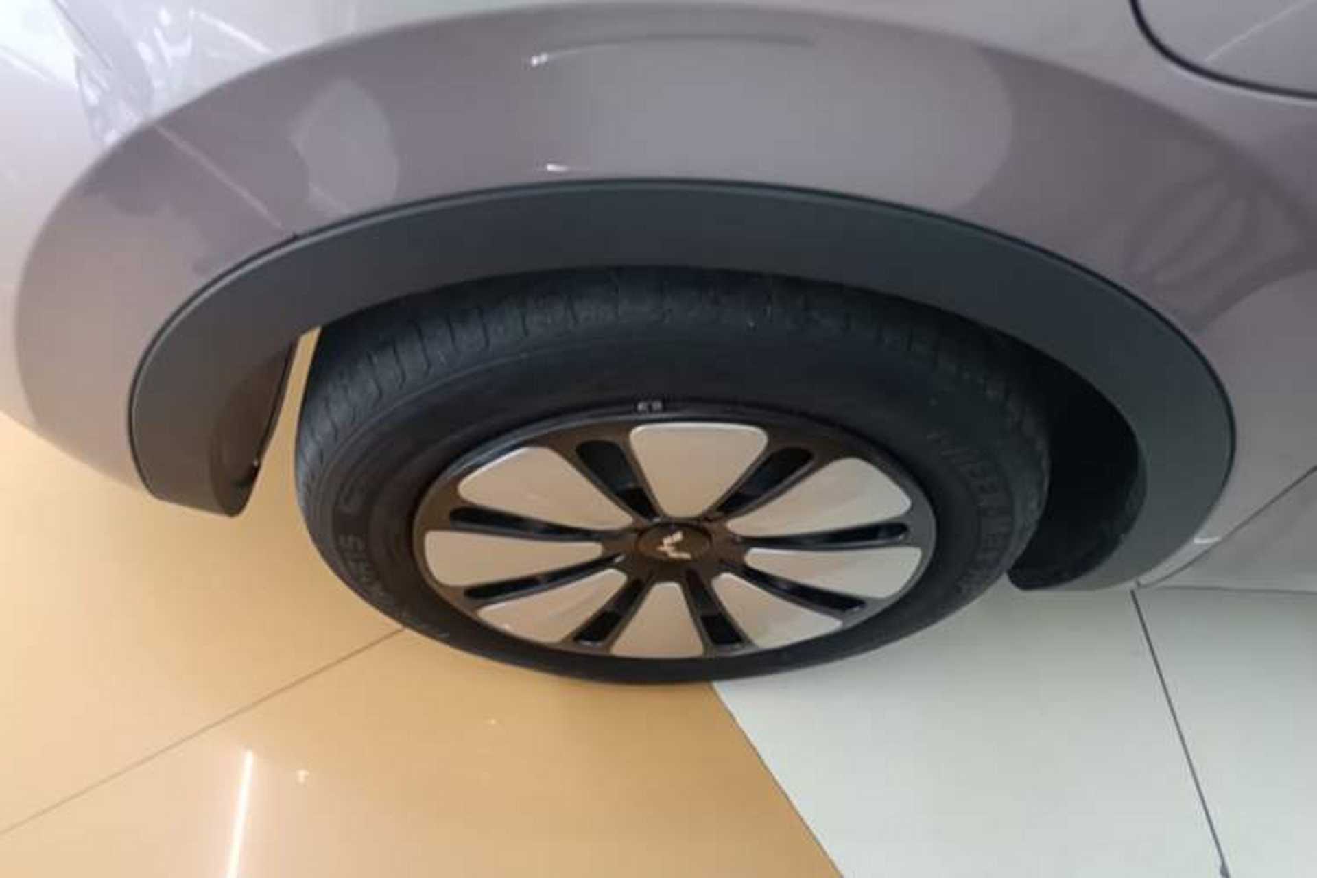 Used Wuling Bingo 2023 333 km Enjoyment Version Exterior 4