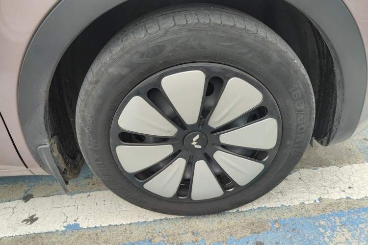 Used Wuling Bingo 2023 333 km Enjoyment Version Exterior 7