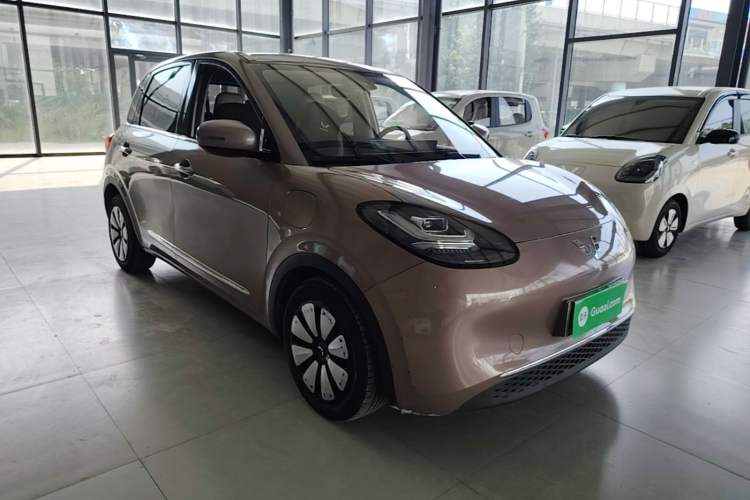 Used Wuling Bingo 2023 333 km Lingxi Connected Version Front Right 45 Deg