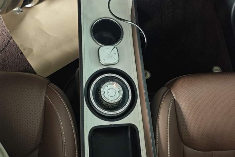 Used Wuling Bingo 2023 203km Comfort Edition Gear Lever