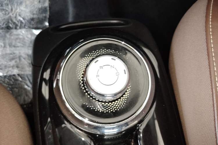 Used Wuling Bingo 2023 333 km Lingxi Connected Version Gear Lever