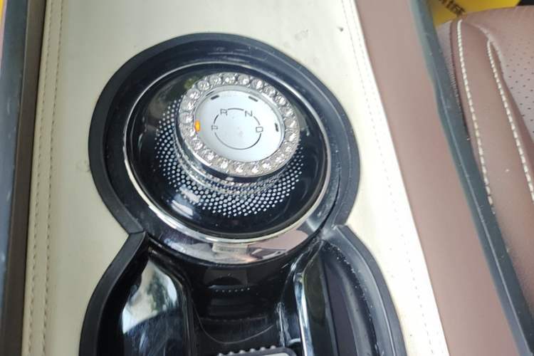 Used Wuling Bingo 2023 333km Enjoy+ Version Gear Lever