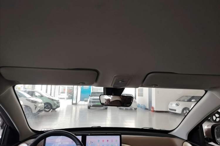 Used Wuling Bingo 2023 333 km Lingxi Connected Version Headliner