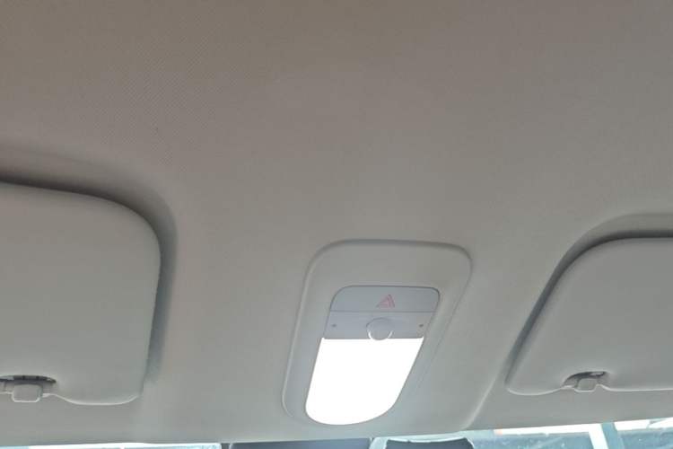 Used Wuling Bingo 2023 410 km Lingxi Deluxe Edition Headliner