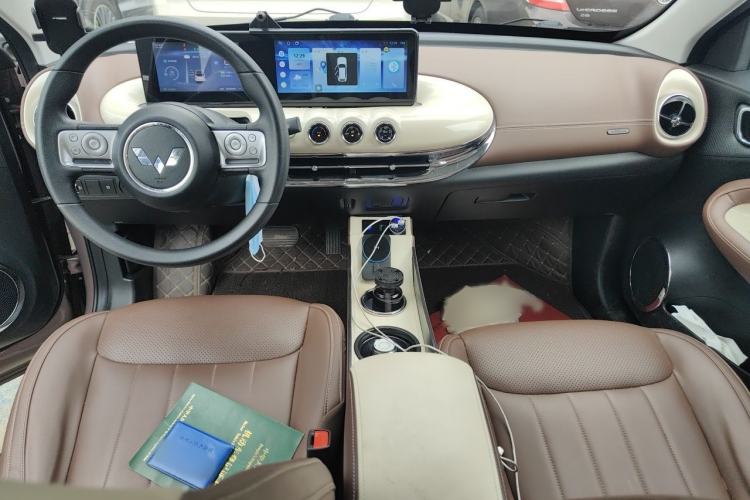 Used Wuling Bingo 2023 333 km Enjoyment Version Interior 2