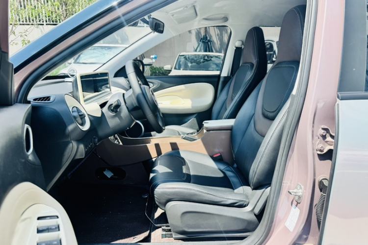 Used Wuling Bingo 2023 333 km Fast-Share Version Interior 3