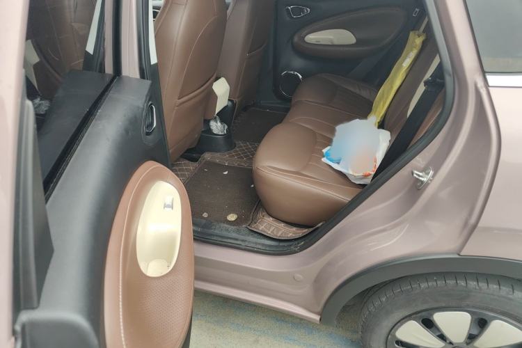Used Wuling Bingo 2023 333 km Enjoyment Version Interior 4