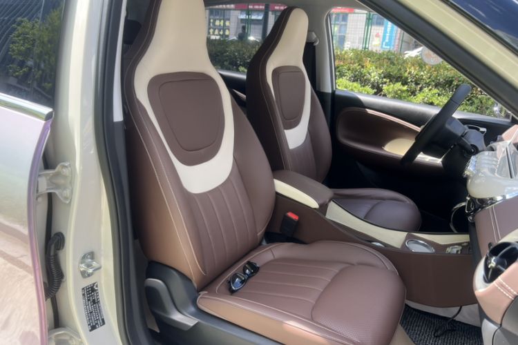 Used Wuling Bingo 2023 333 km Lingxi Connected+ Version Interior 5
