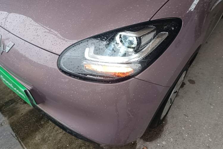 Used Wuling Bingo 2023 203km Light Edition Left Front Headlight