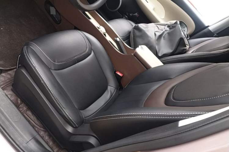 Used Wuling Bingo 2023 333 km Fast-Share Version Left Front Seat